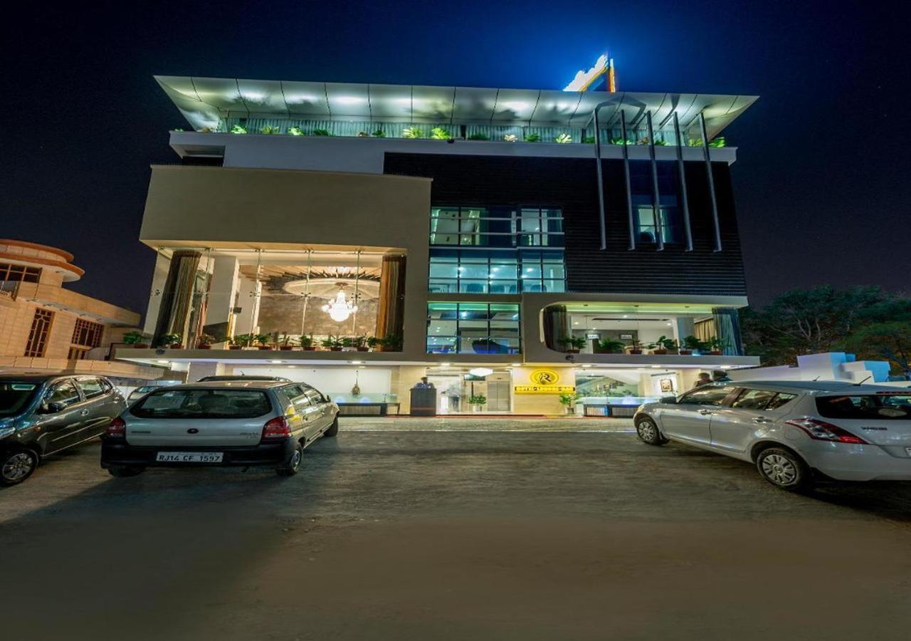 Hotel Park Regent Dzsaipur Kültér fotó
