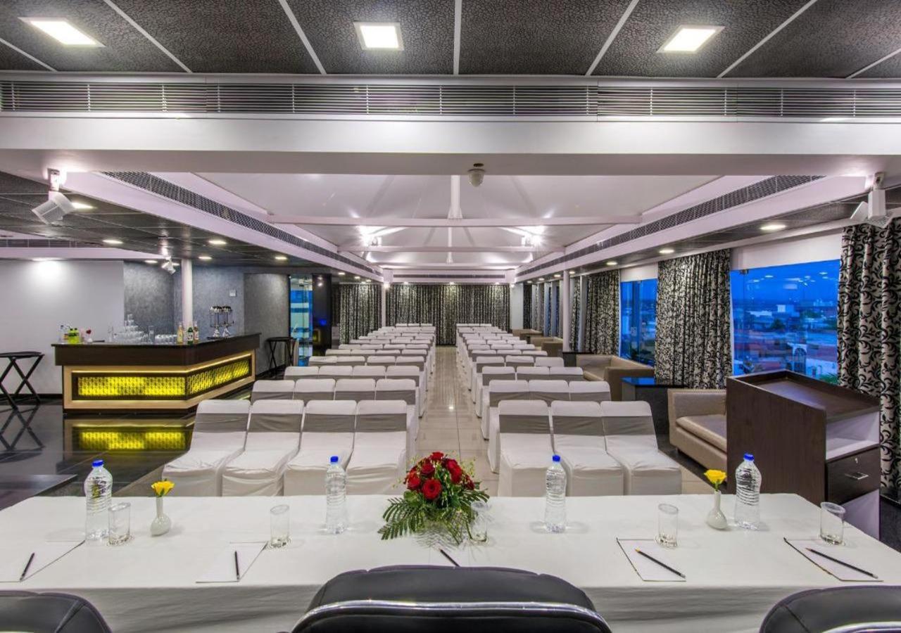 Hotel Park Regent Dzsaipur Kültér fotó