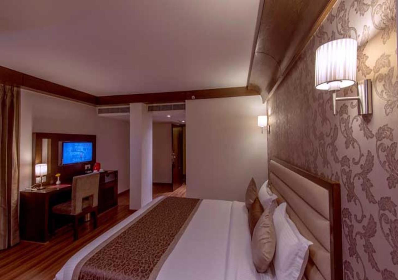 Hotel Park Regent Dzsaipur Kültér fotó